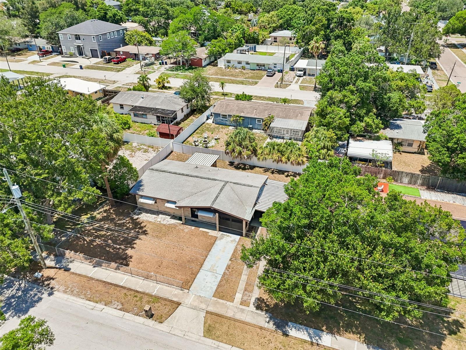 GANDY GARDENS 5 - Residential