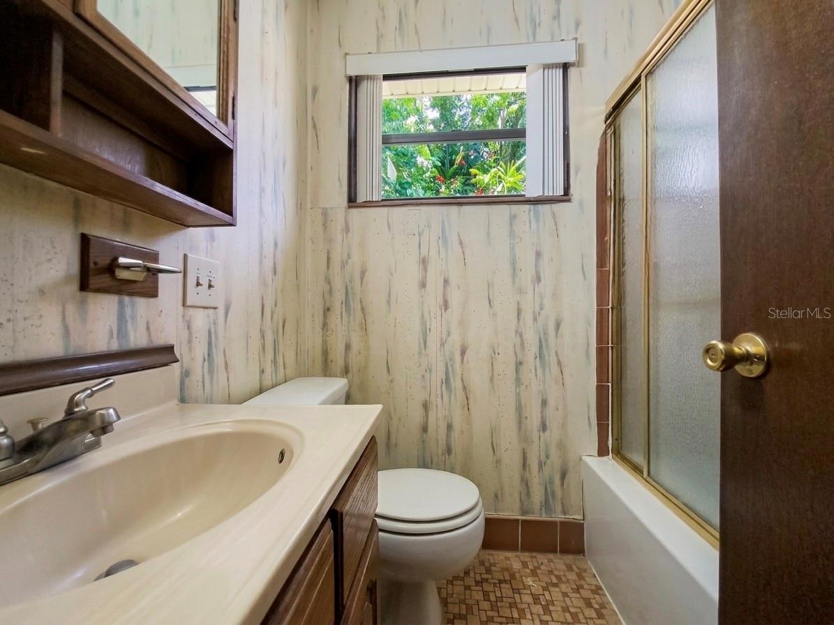 GANDY GARDENS 5 - Residential