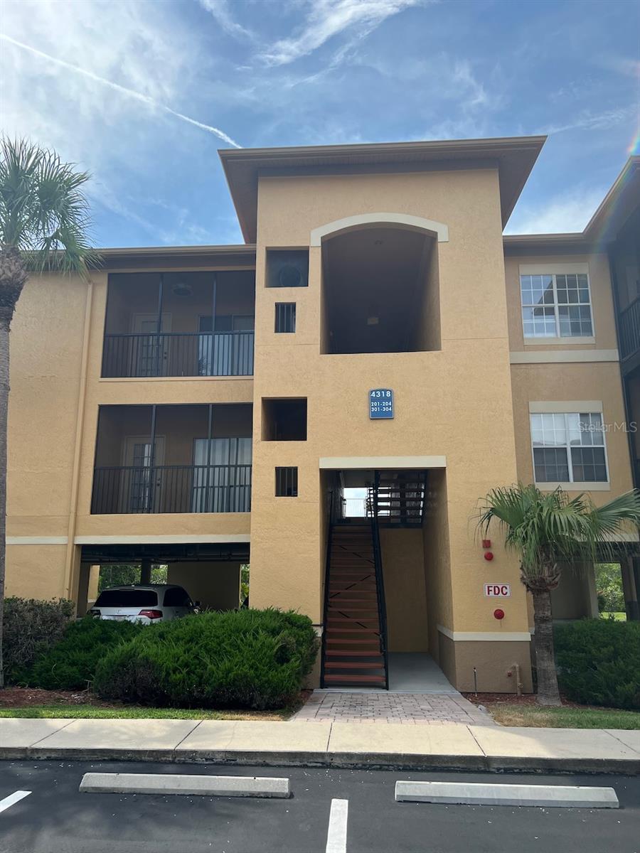 For rent a beautiful 3rd floor condo in a great Waterfront Gated Community in Tampa Bay! Available for immediate move-in. No Pets. Amazing location nestled among the mangroves with stunning water views with breathtaking sunsets from the community pool. Boasts a relaxing nature walk through the mangroves for your enjoyment. This 2  bedroom 2 bath condo is on the third floor with elevator for your convenience . This condo is light and bright with your own covered screened balcony. Parking is assigned under building with plenty of guest parking. There is a washer and dryer in the unit. Call to schedule your private tour! 1st, last and security deposit at move in. This property offers a lot of amenities for the price! Don't wait, this won't last long. no evictions, and no pets.