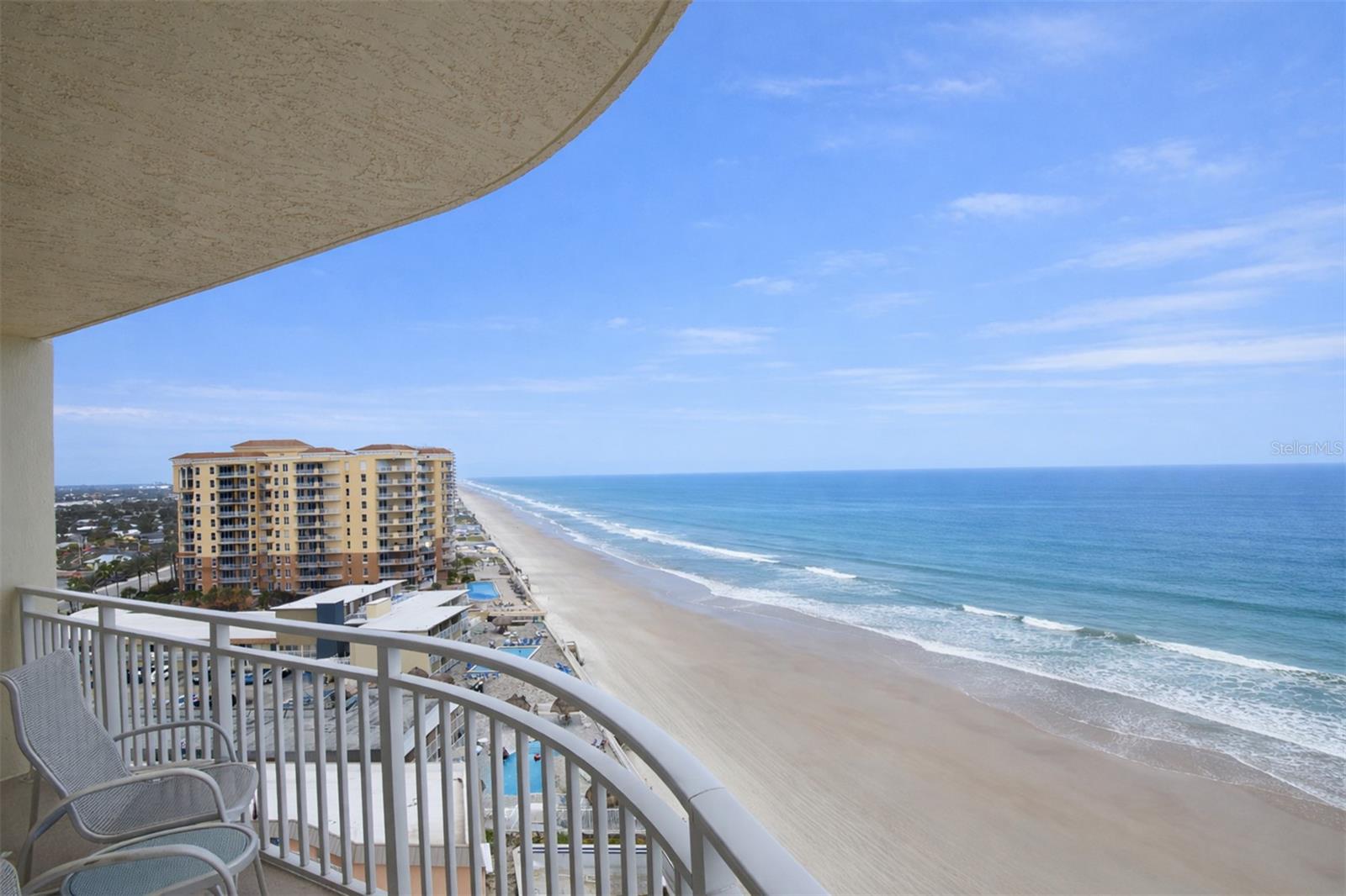 PENINSULA CONDO - Residential