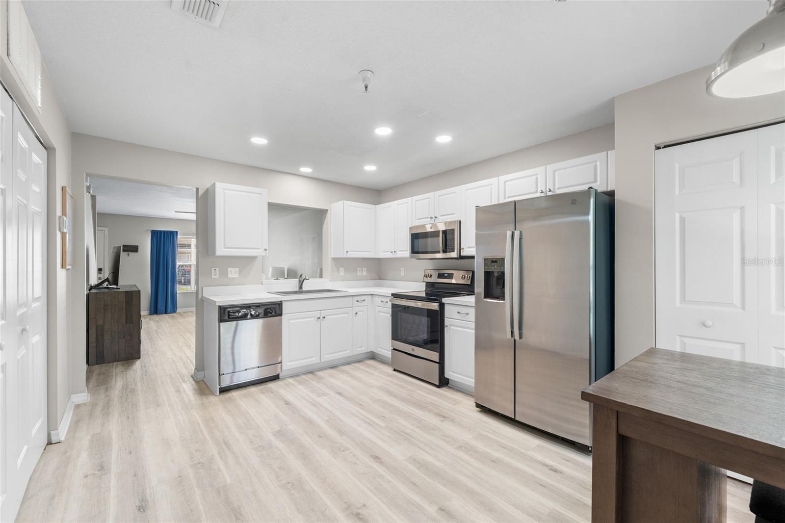ISABELLA PARK - Residential