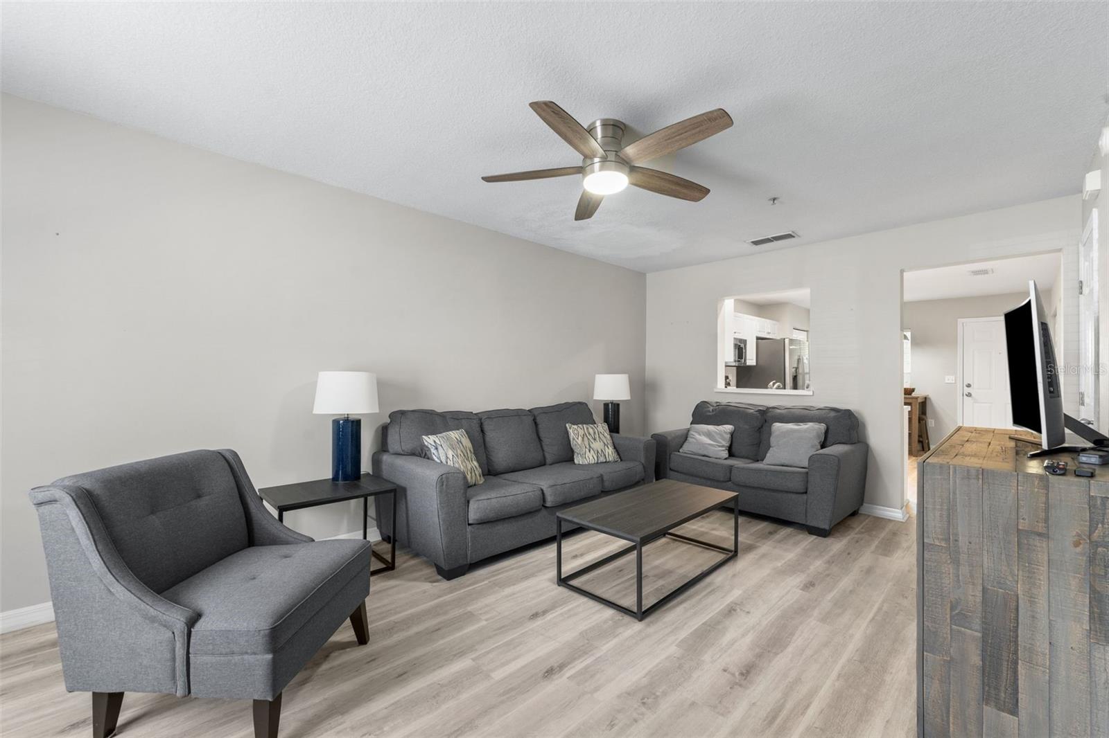 ISABELLA PARK - Residential