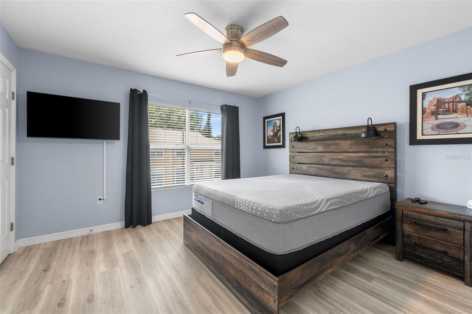 ISABELLA PARK - Residential