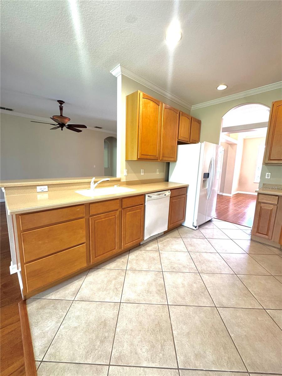 TRADITIONS PH 01 - Residential