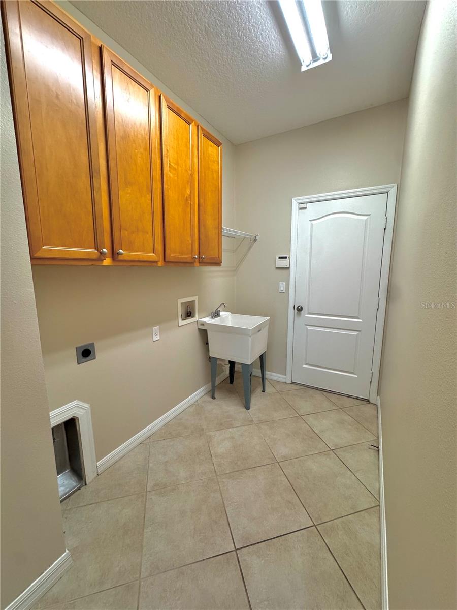 TRADITIONS PH 01 - Residential