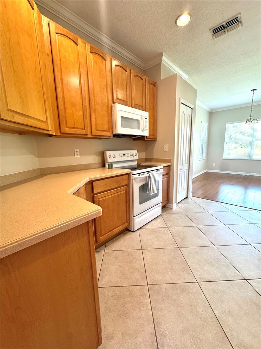 TRADITIONS PH 01 - Residential
