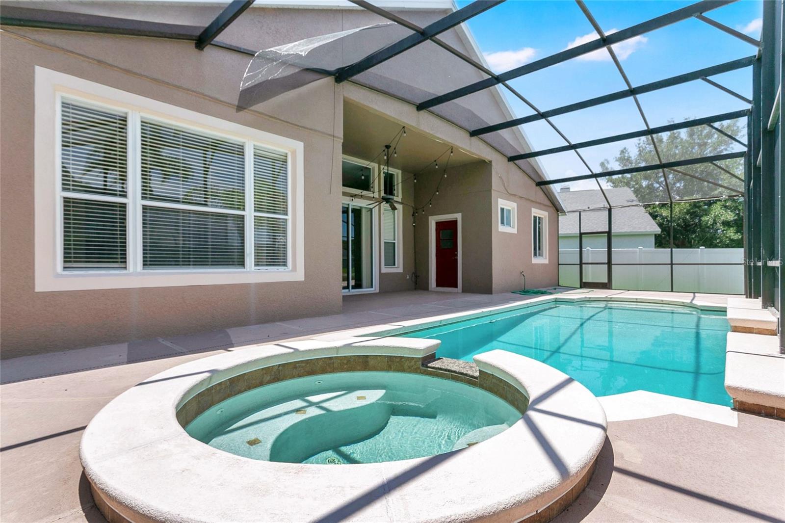 STONEWOOD ESTATES - Residential
