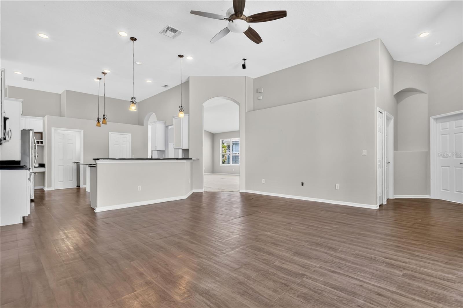 STONEWOOD ESTATES - Residential