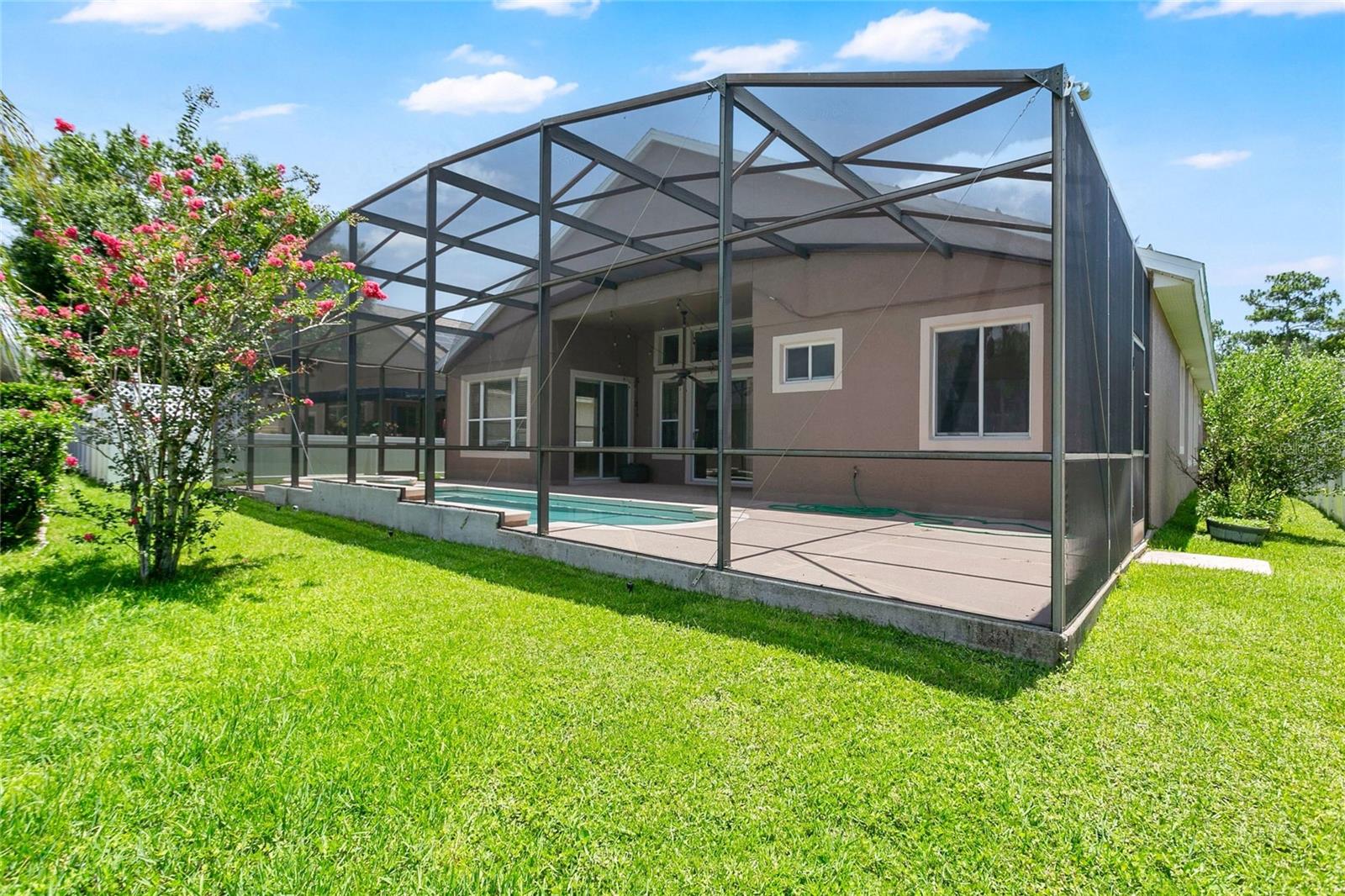 STONEWOOD ESTATES - Residential