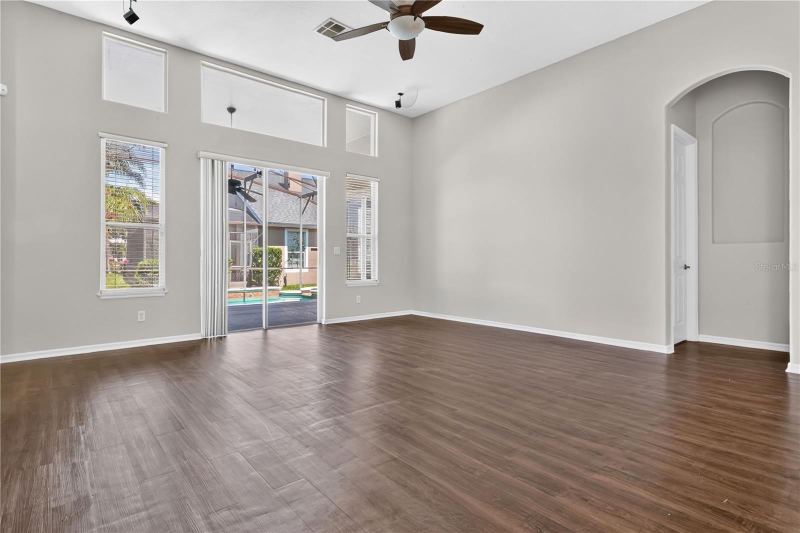 STONEWOOD ESTATES - Residential