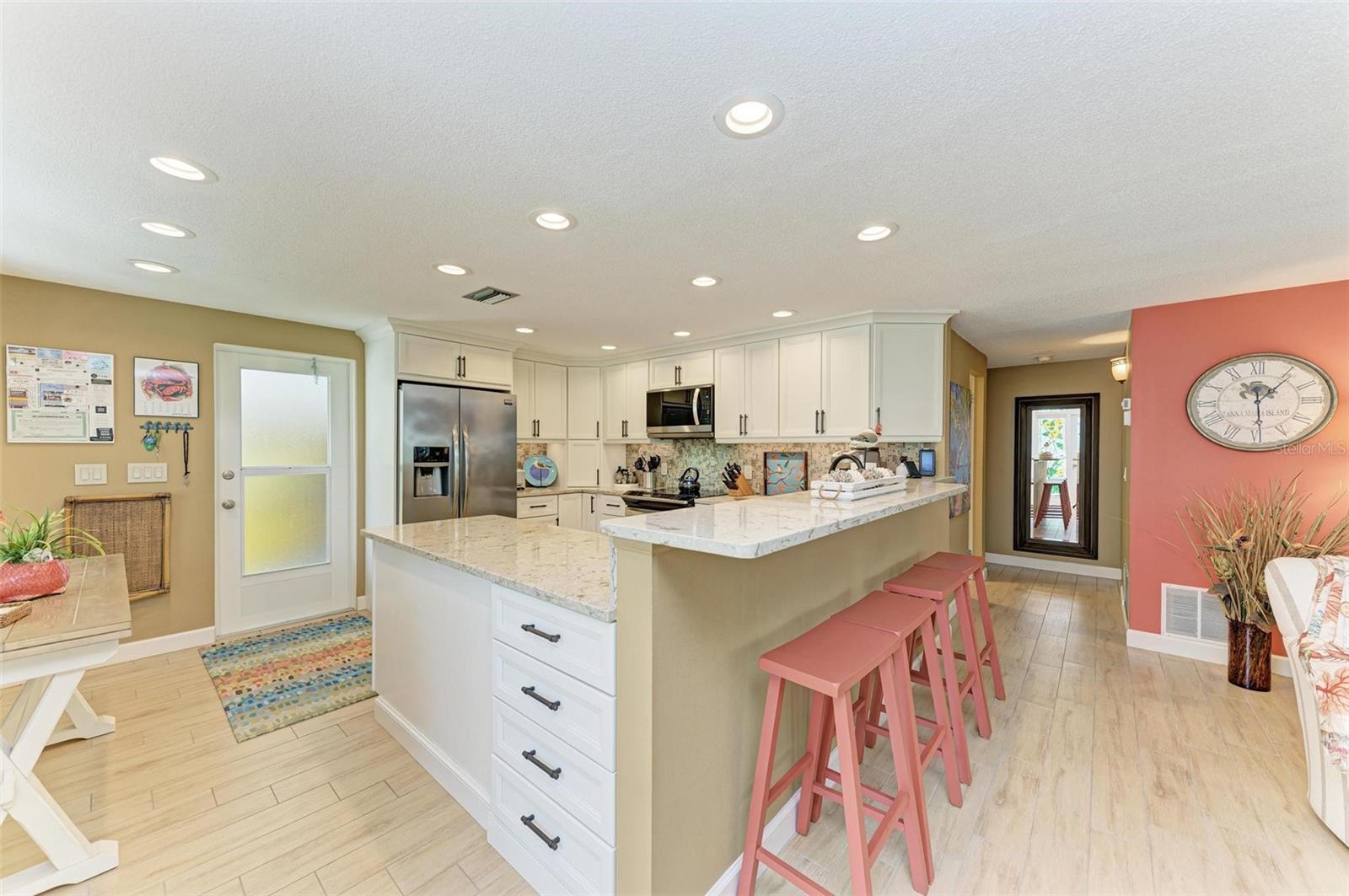 LAKE LA VISTA REP - Residential