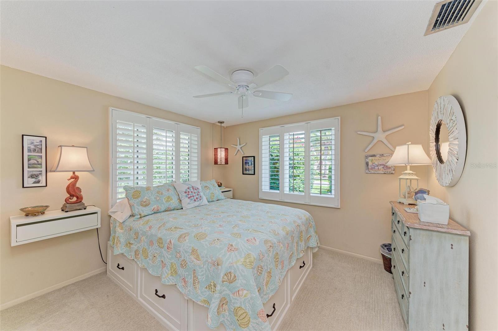 LAKE LA VISTA REP - Residential