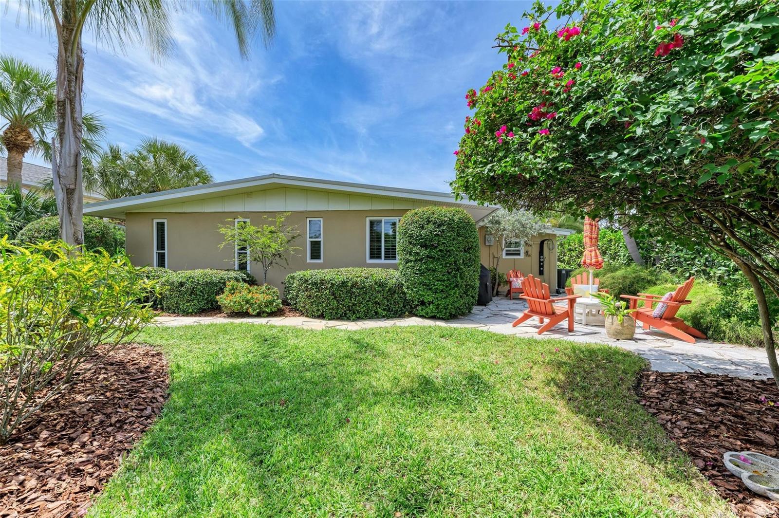 LAKE LA VISTA REP - Residential