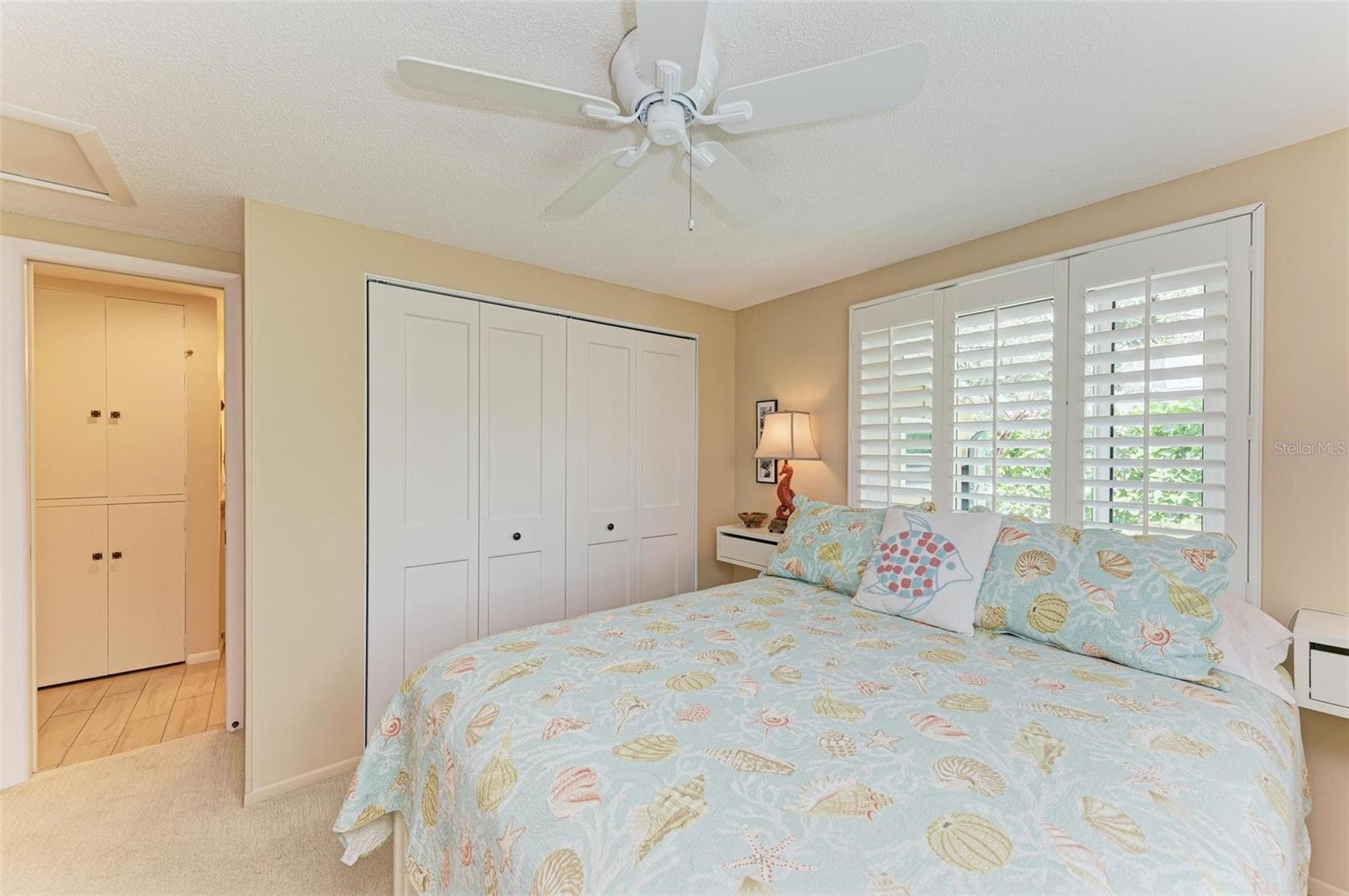 LAKE LA VISTA REP - Residential