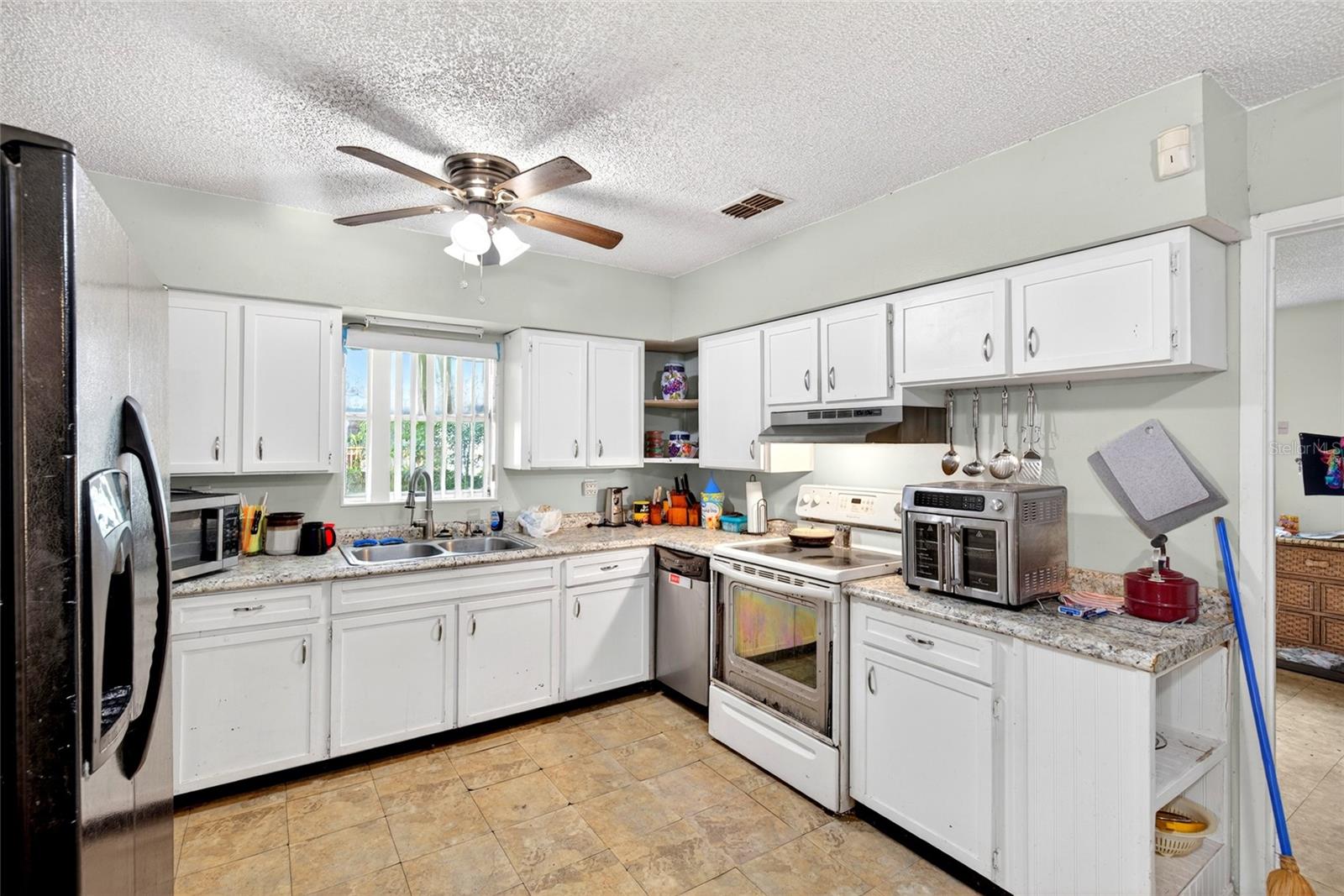 BELLEVIEW HEIGHTS ESTATE - Residential