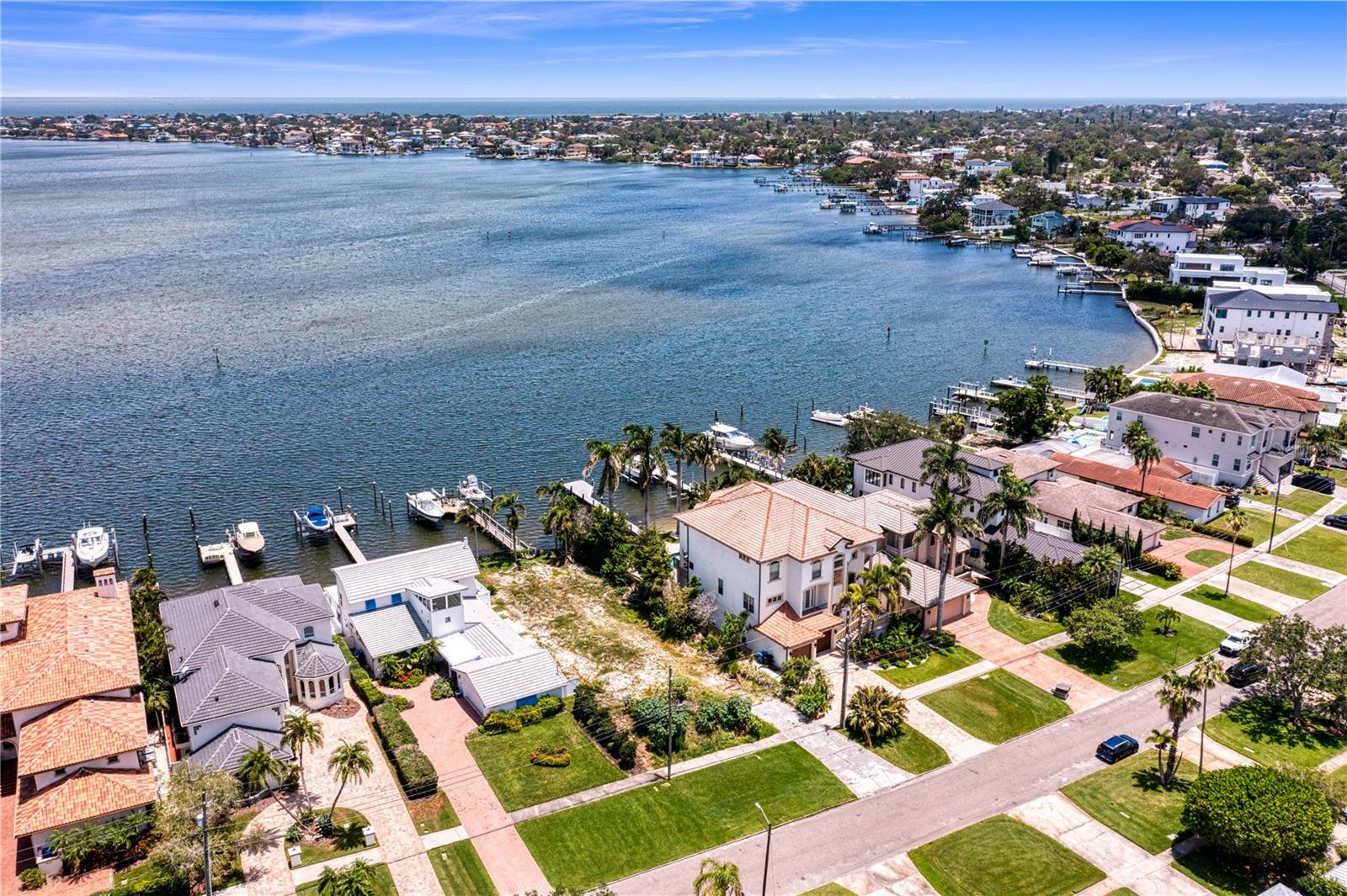 SHORE ACRES BAYOU GRANDE SEC - Land