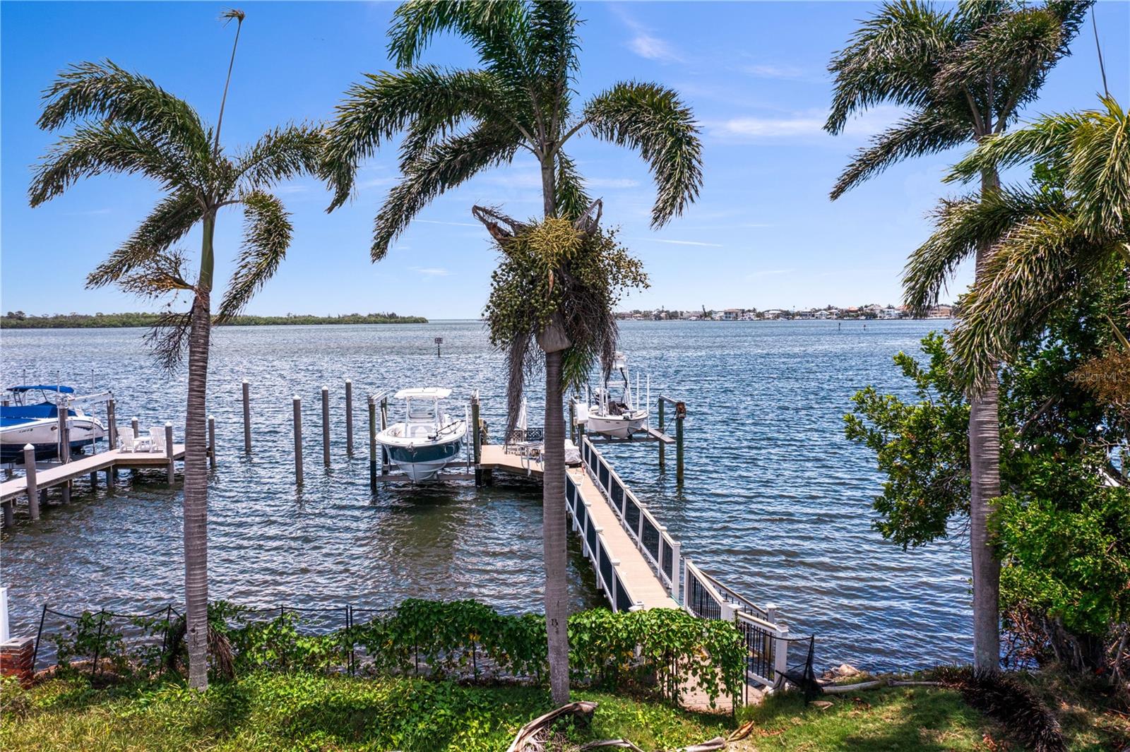 SHORE ACRES BAYOU GRANDE SEC - Land