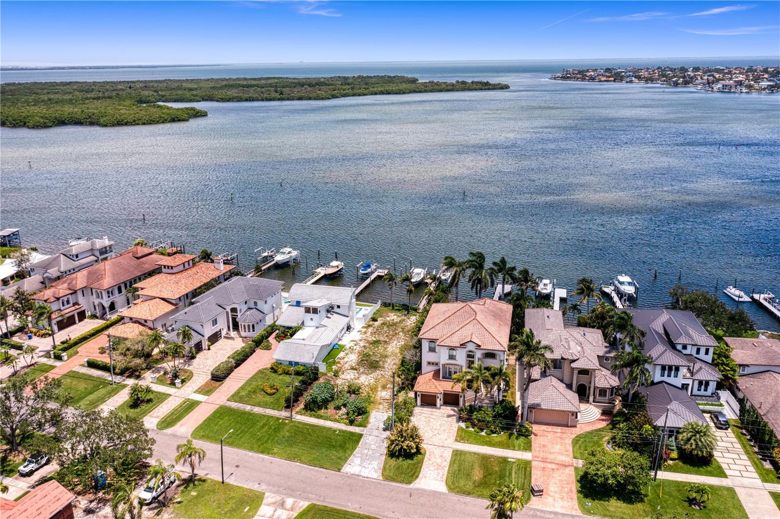 SHORE ACRES BAYOU GRANDE SEC - Land