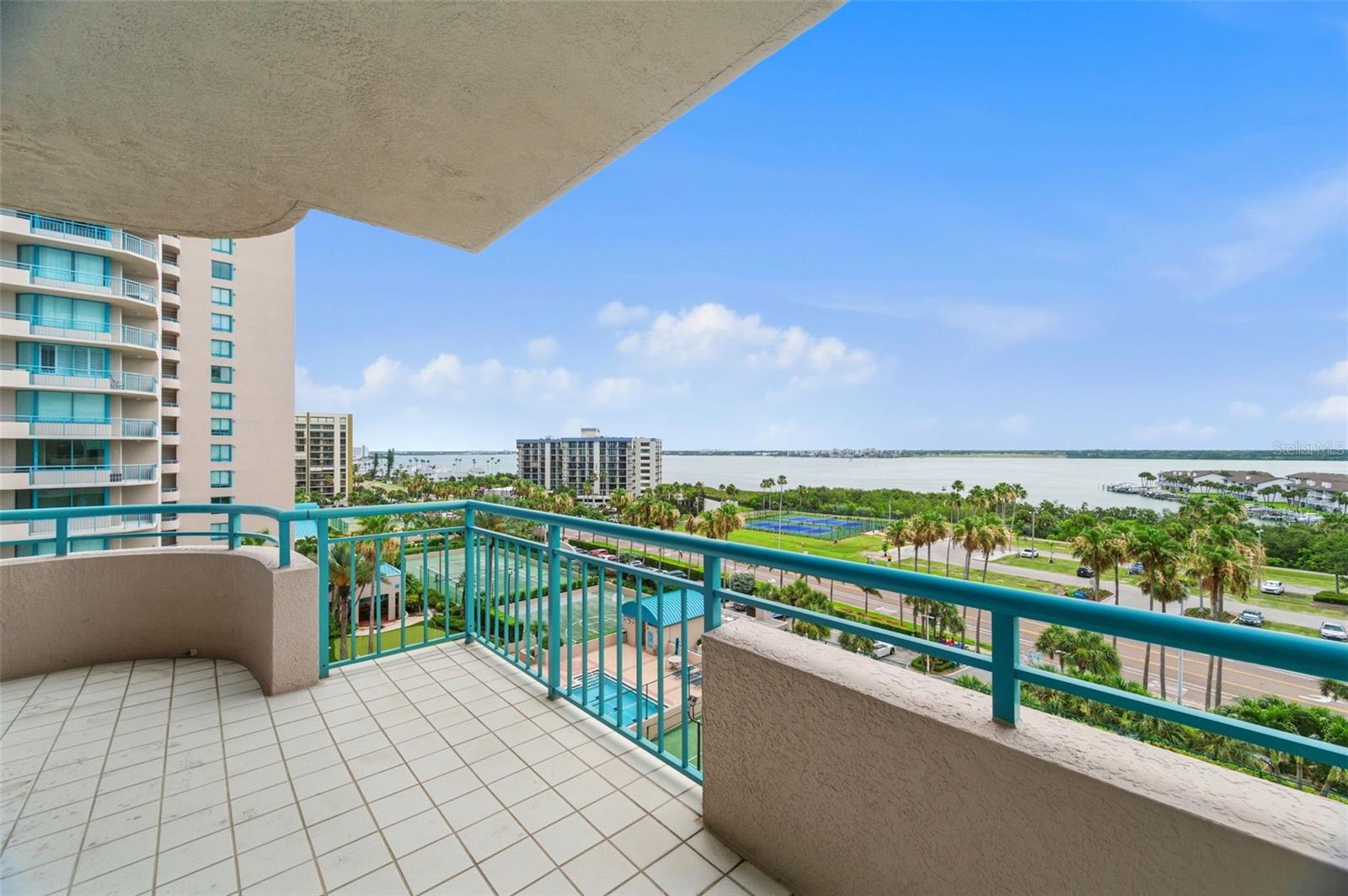 ULTIMAR THREE CONDO - Residential