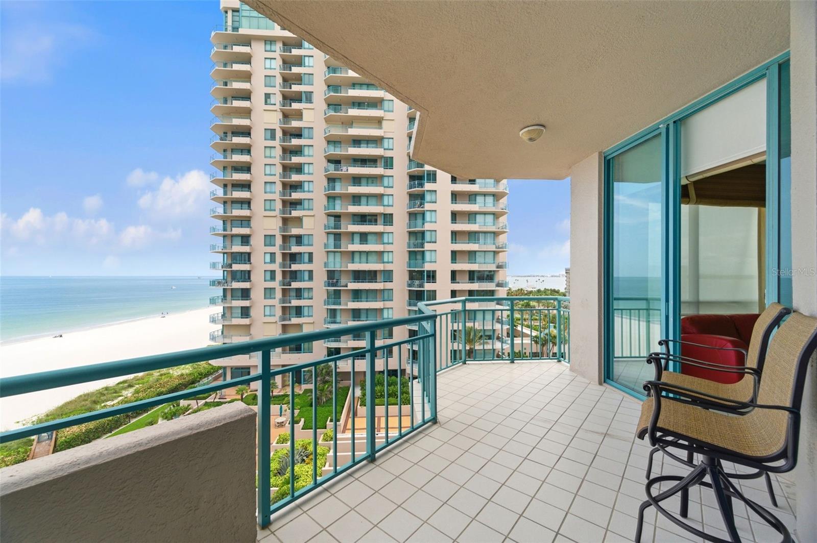 ULTIMAR THREE CONDO - Residential