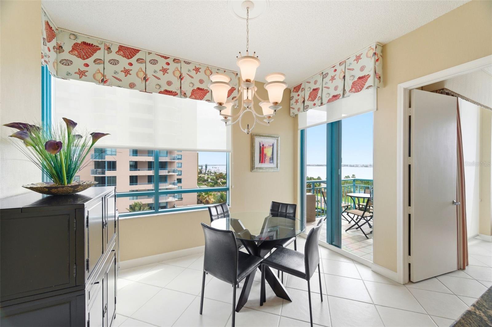 ULTIMAR THREE CONDO - Residential