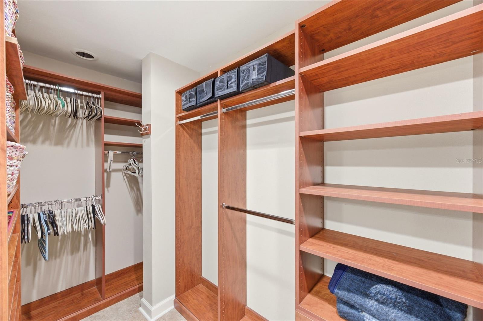 ULTIMAR THREE CONDO - Residential