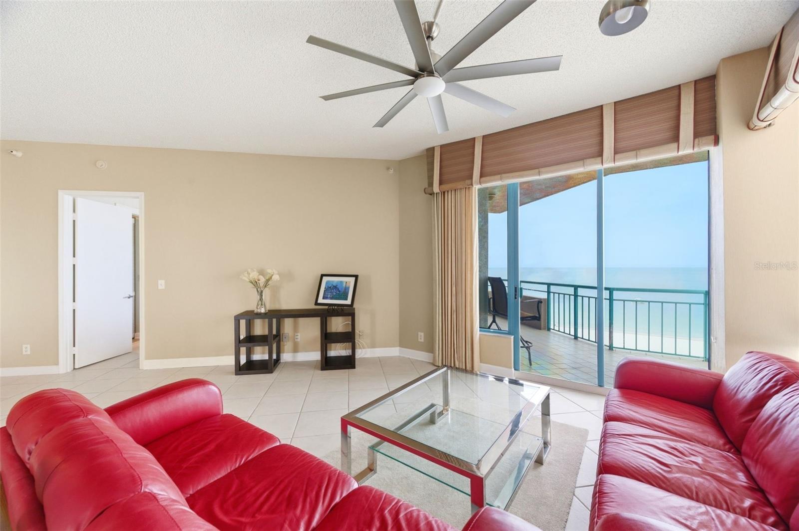 ULTIMAR THREE CONDO - Residential