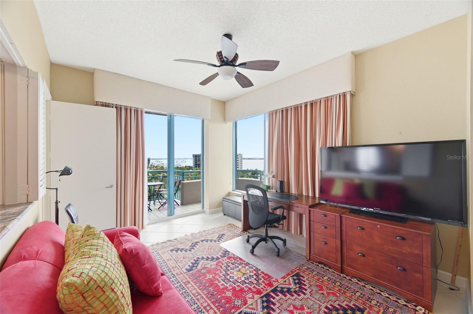ULTIMAR THREE CONDO - Residential