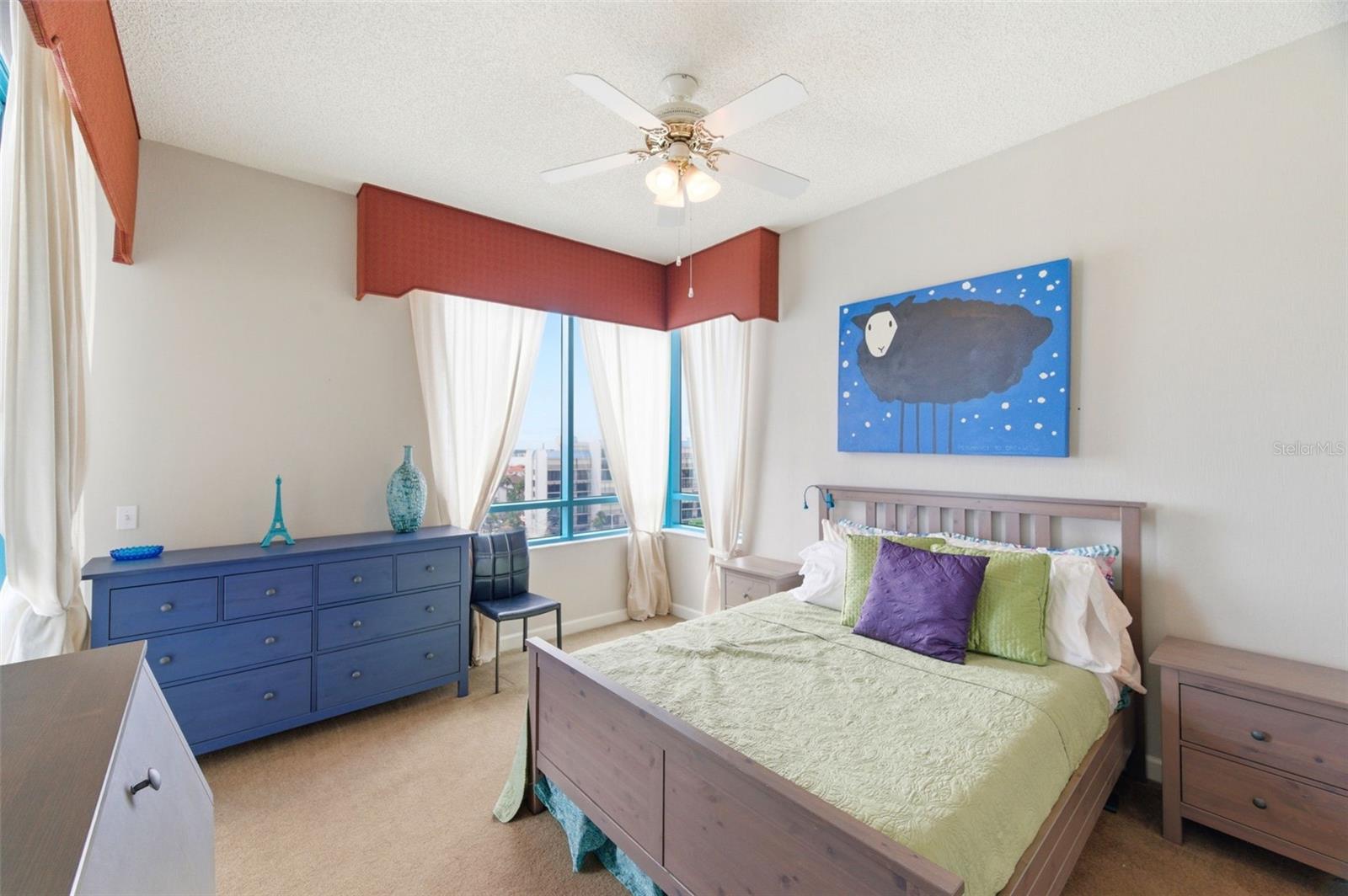 ULTIMAR THREE CONDO - Residential