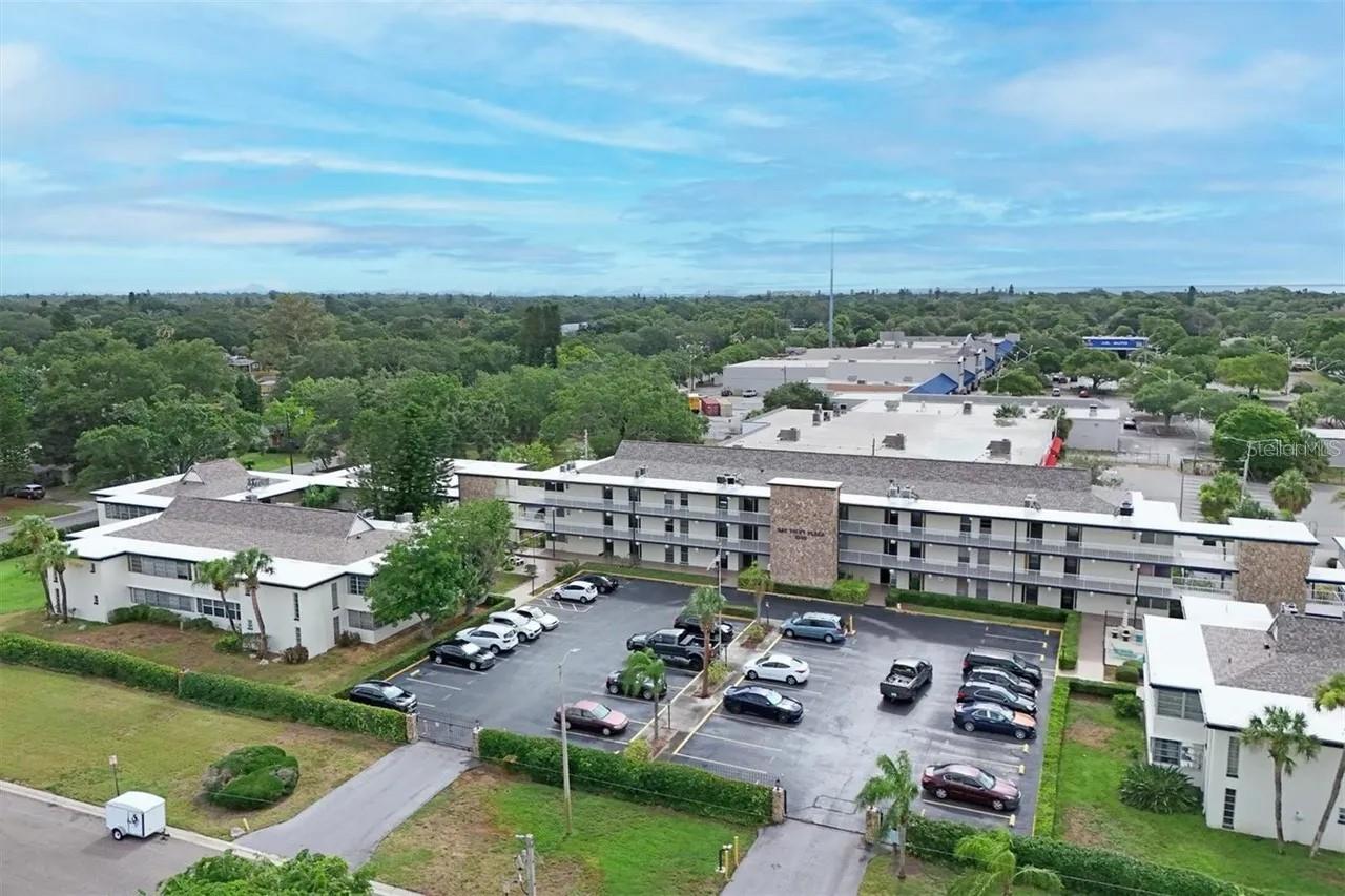 BAY POINT PLAZA APTS CONDO - Residential