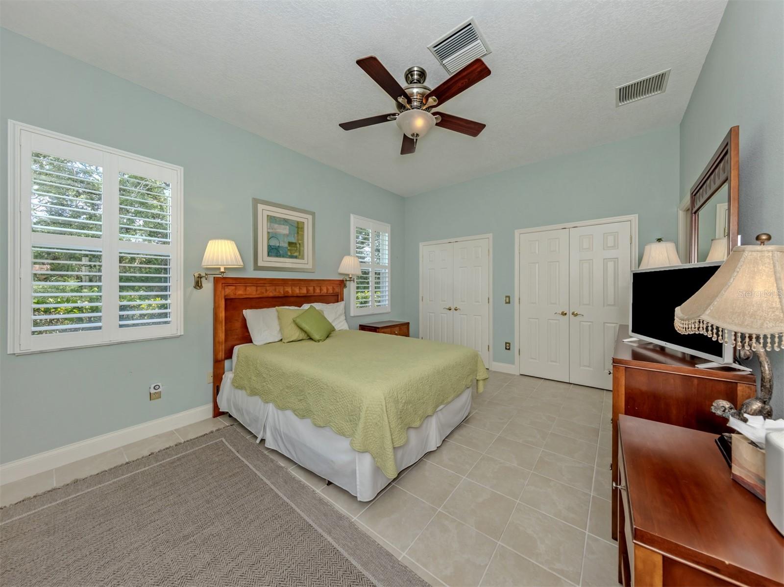 VENICE GOLF & COUNTRY CLUB - Residential