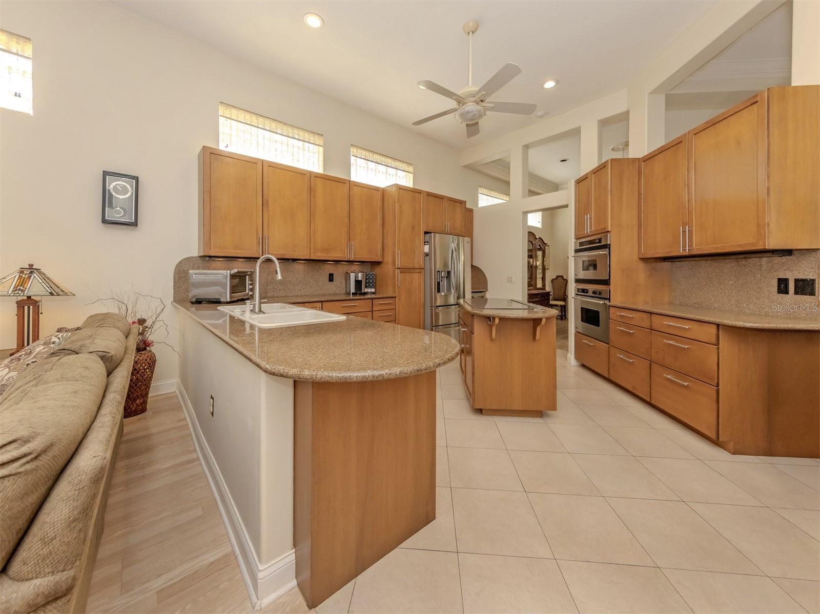 VENICE GOLF & COUNTRY CLUB - Residential