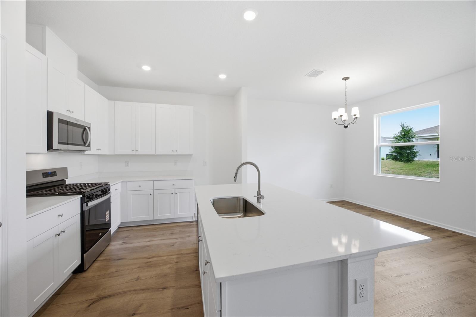 HERITAGE-THE COTTAGES OF SANDERS GROVE - Residential