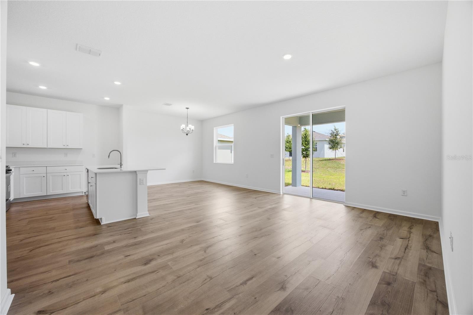 HERITAGE-THE COTTAGES OF SANDERS GROVE - Residential