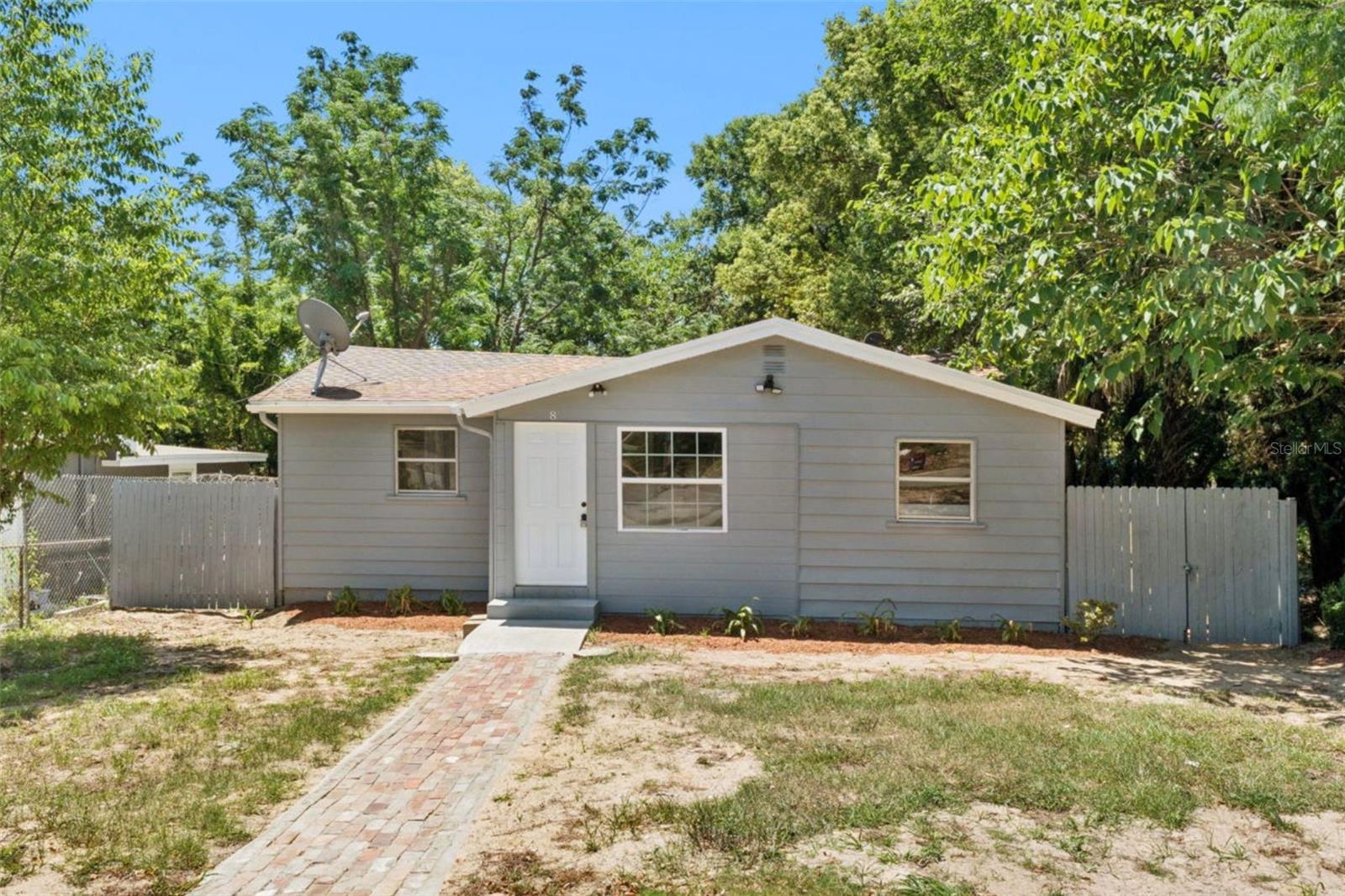 OAK LAWN - Residential