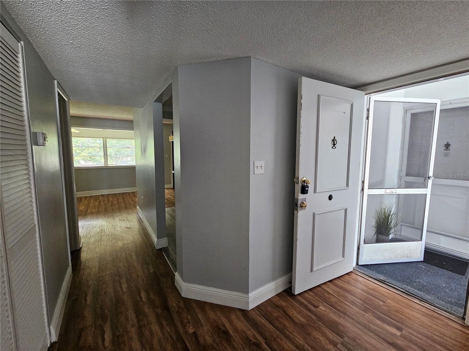 PENTHOUSE GROVES - Residential