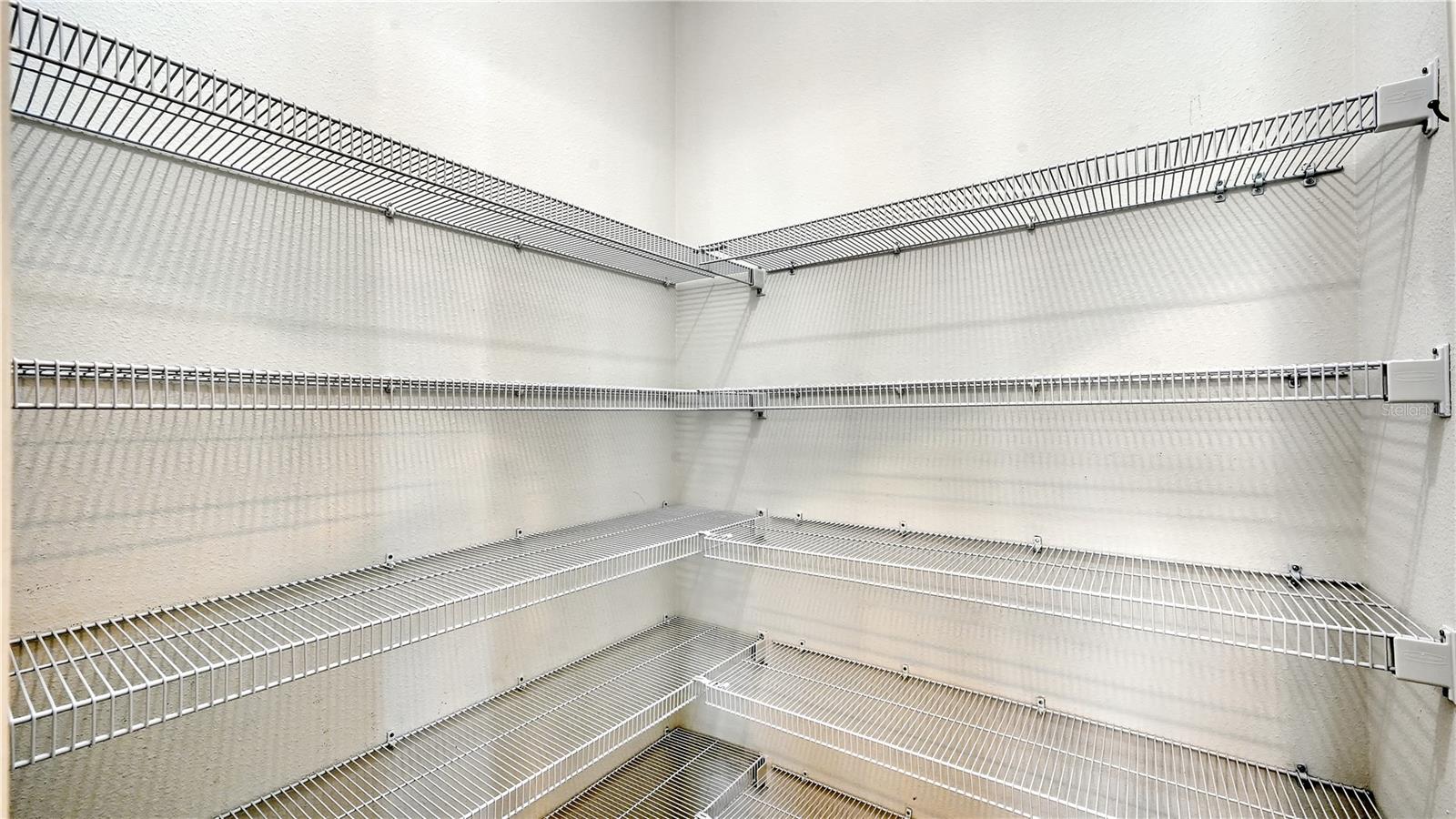 DEL TIERRA PH III - Residential