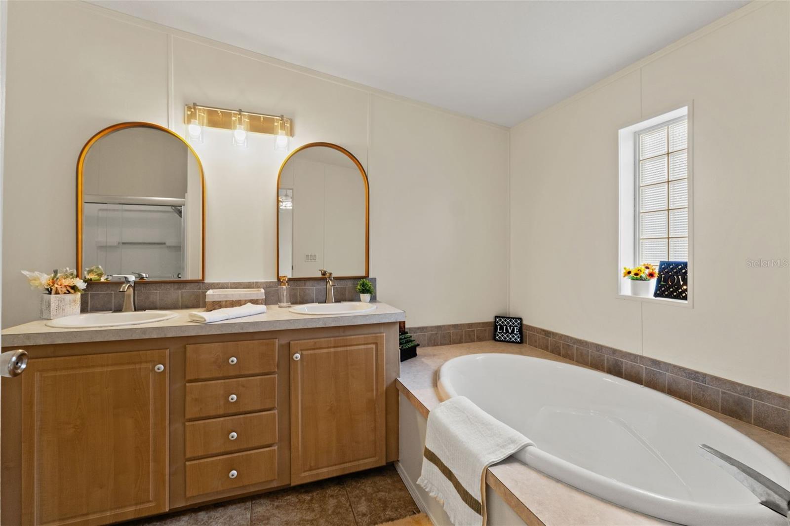 POTTERFIELD GARDEN AC - Residential