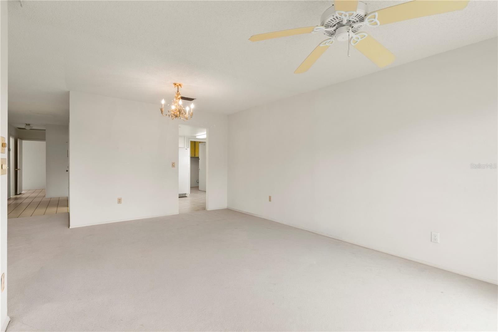 VILLAGE GREEN OF BRADENTON SEC 4 - Residential