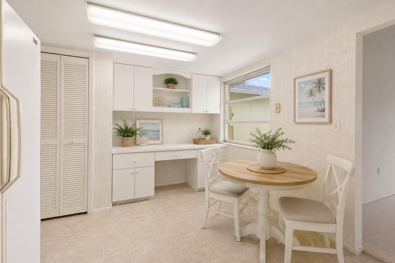 VILLAGE GREEN OF BRADENTON SEC 4 - Residential