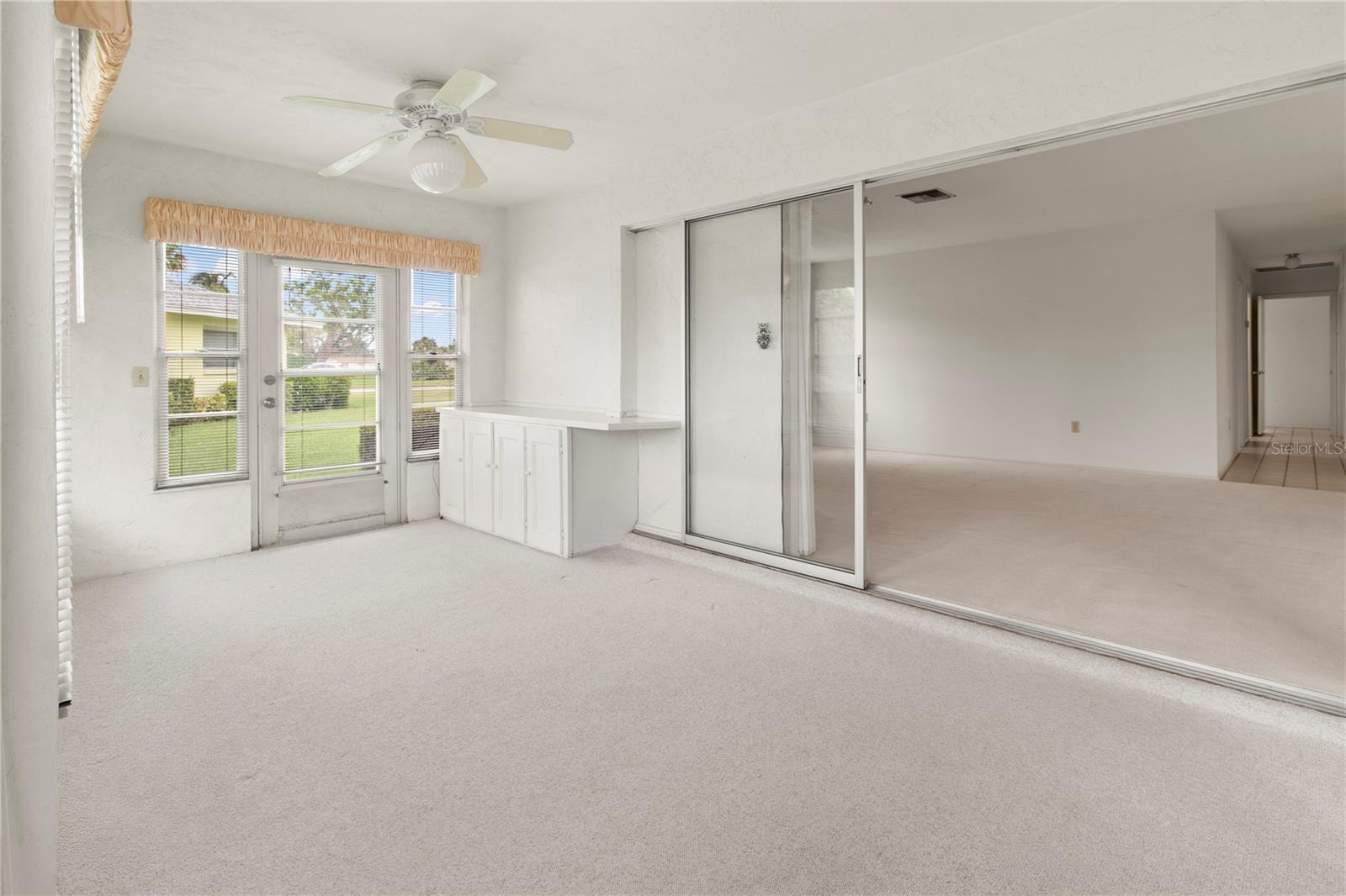 VILLAGE GREEN OF BRADENTON SEC 4 - Residential
