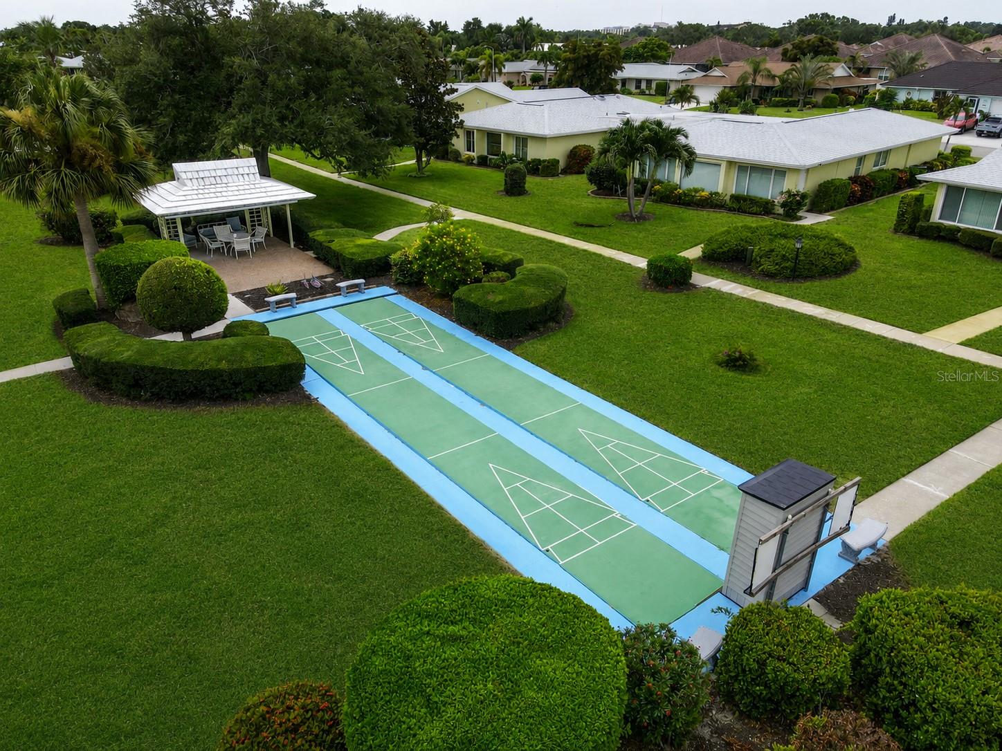 VILLAGE GREEN OF BRADENTON SEC 4 - Residential