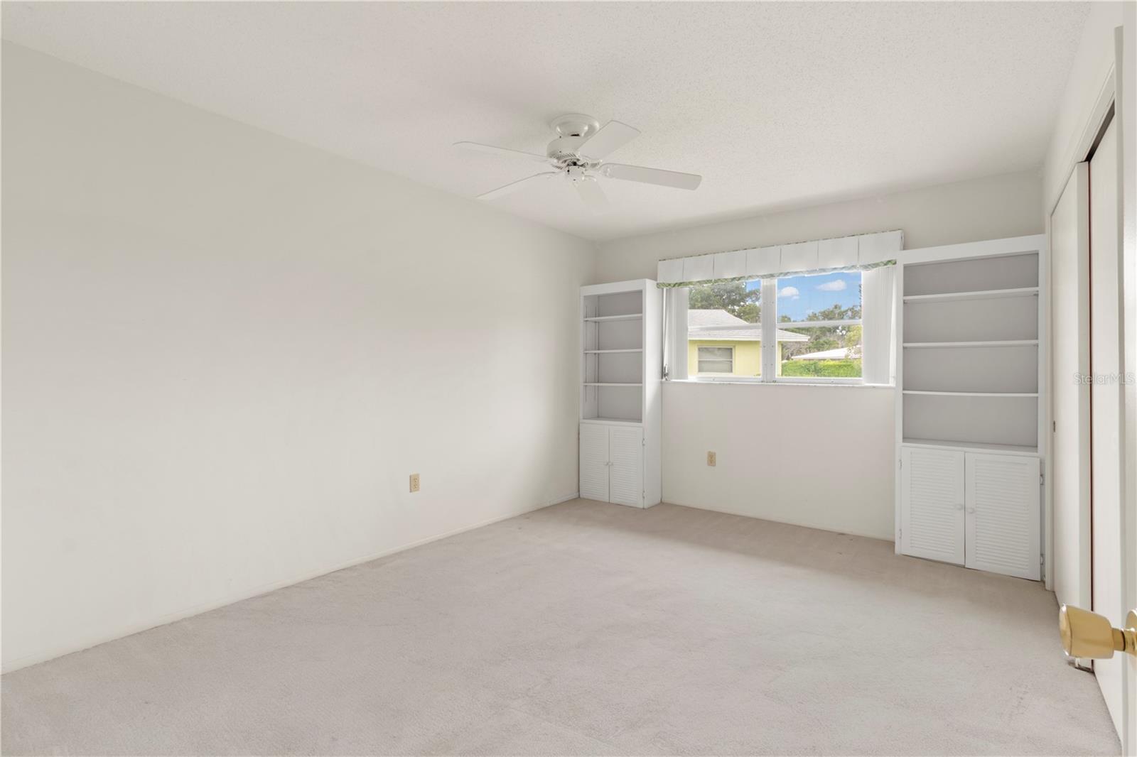 VILLAGE GREEN OF BRADENTON SEC 4 - Residential