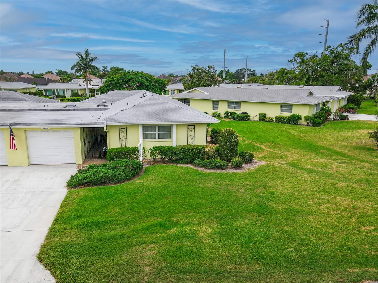 VILLAGE GREEN OF BRADENTON SEC 4 - Residential