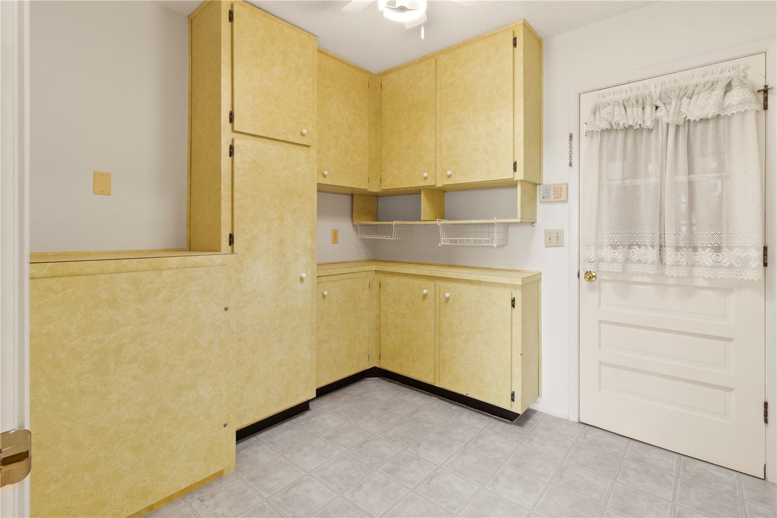 VILLAGE GREEN OF BRADENTON SEC 4 - Residential