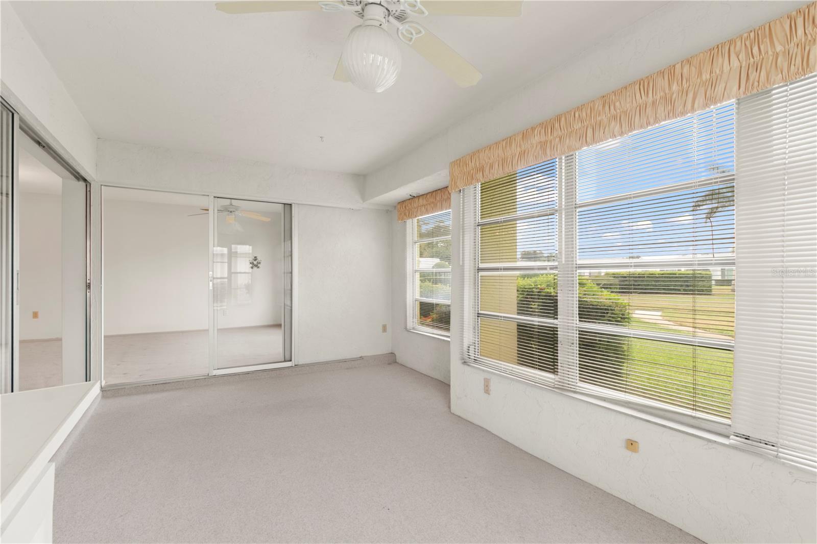 VILLAGE GREEN OF BRADENTON SEC 4 - Residential