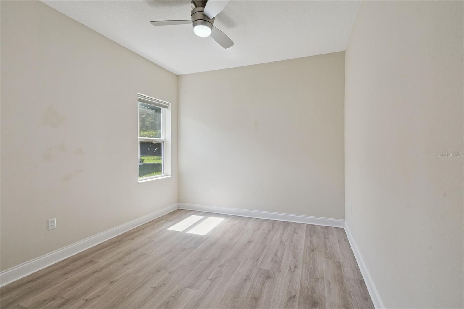CLERMONT NOTTINGHAM AT LEGENDS - Residential
