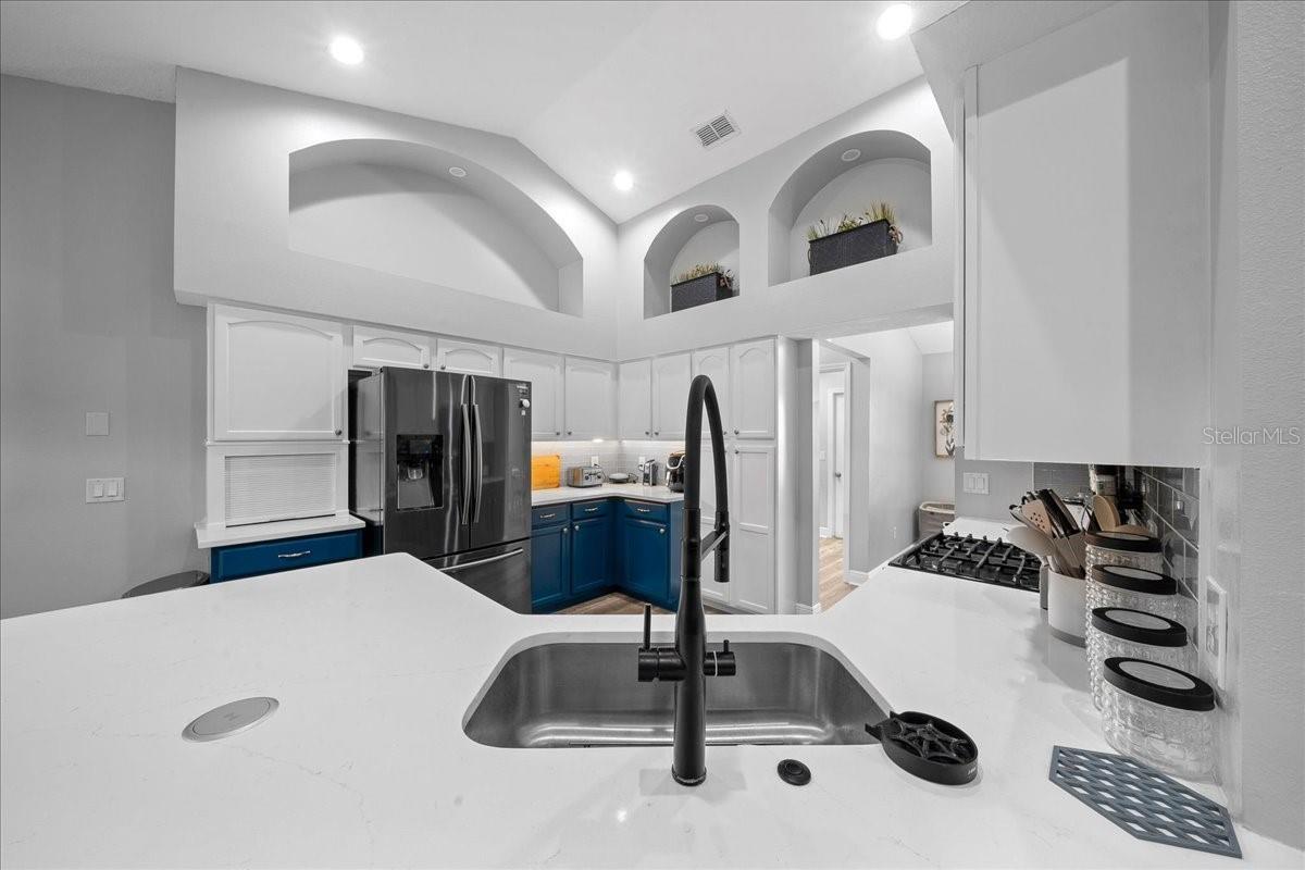 HIDDEN GROVE SUB - Residential