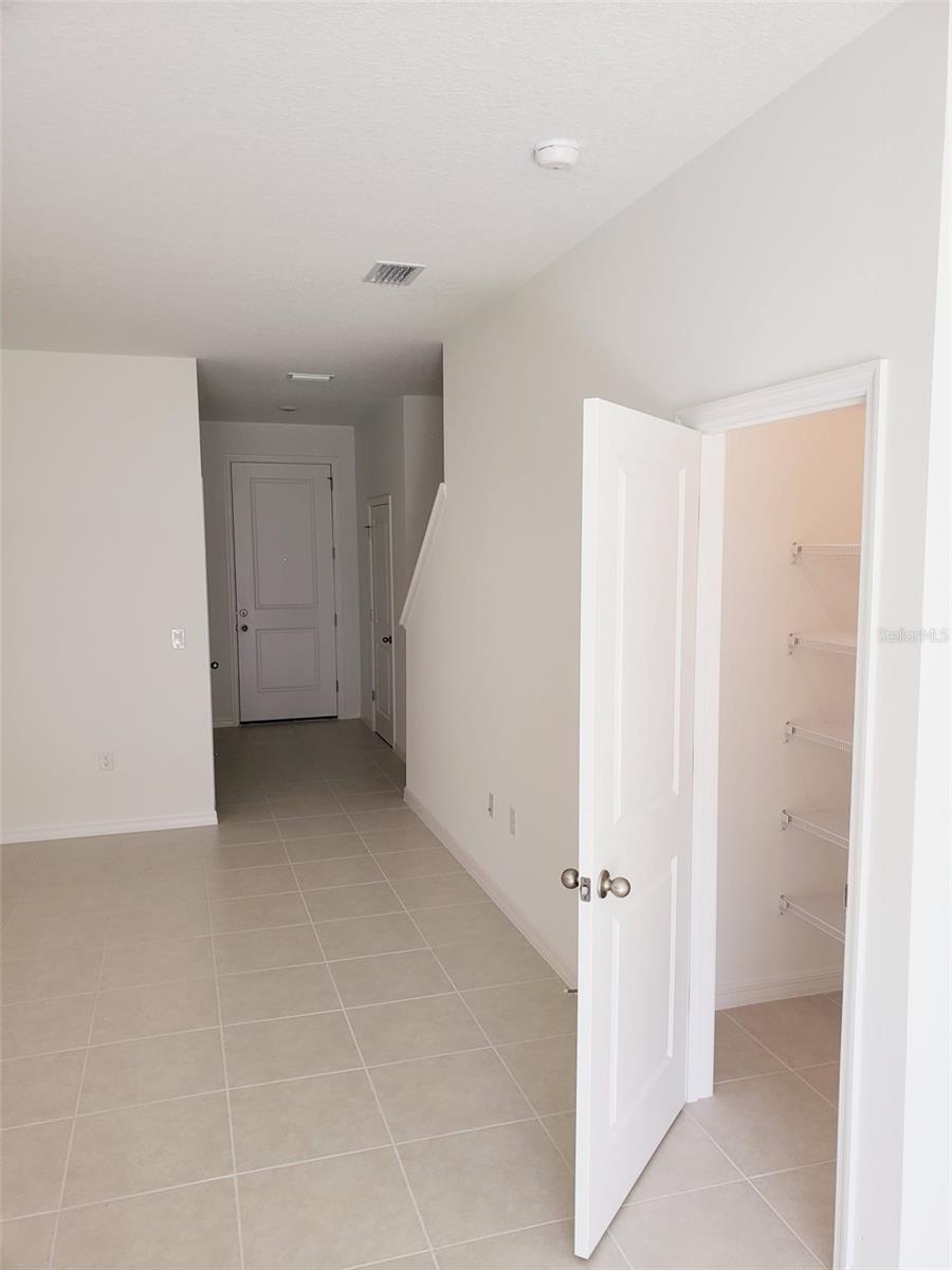 DELANEY RESERVE - Residential Lease