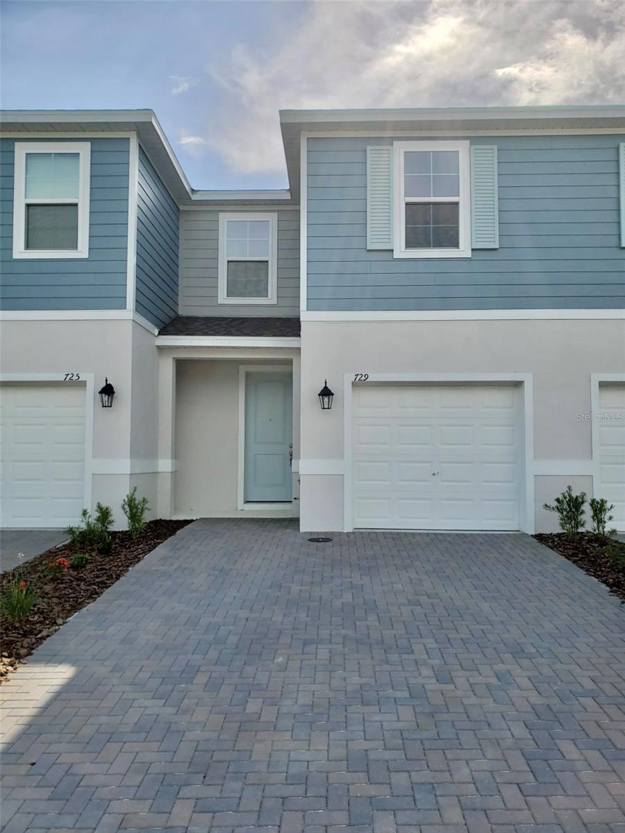 DELANEY RESERVE - Residential Lease